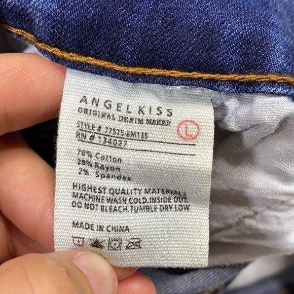 Angel Kiss Floral Patch Raw Hem Mini Skirt Size Large - Picture 6 of 6